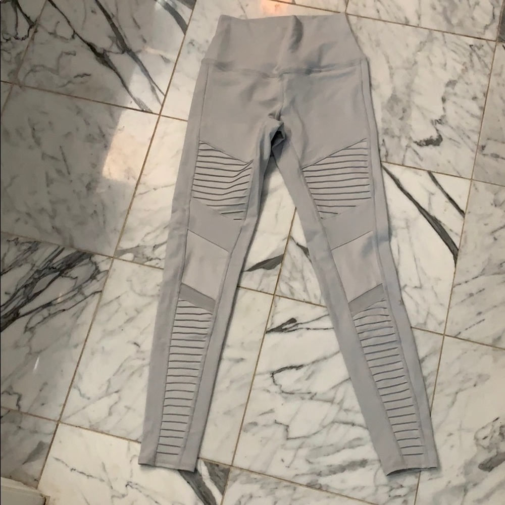 Never worn grey alō pants